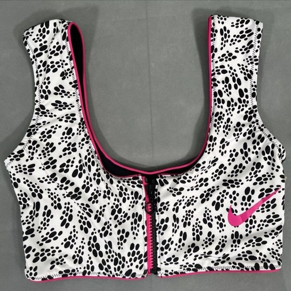 Nike Swimsuit - Picture 2 of 5